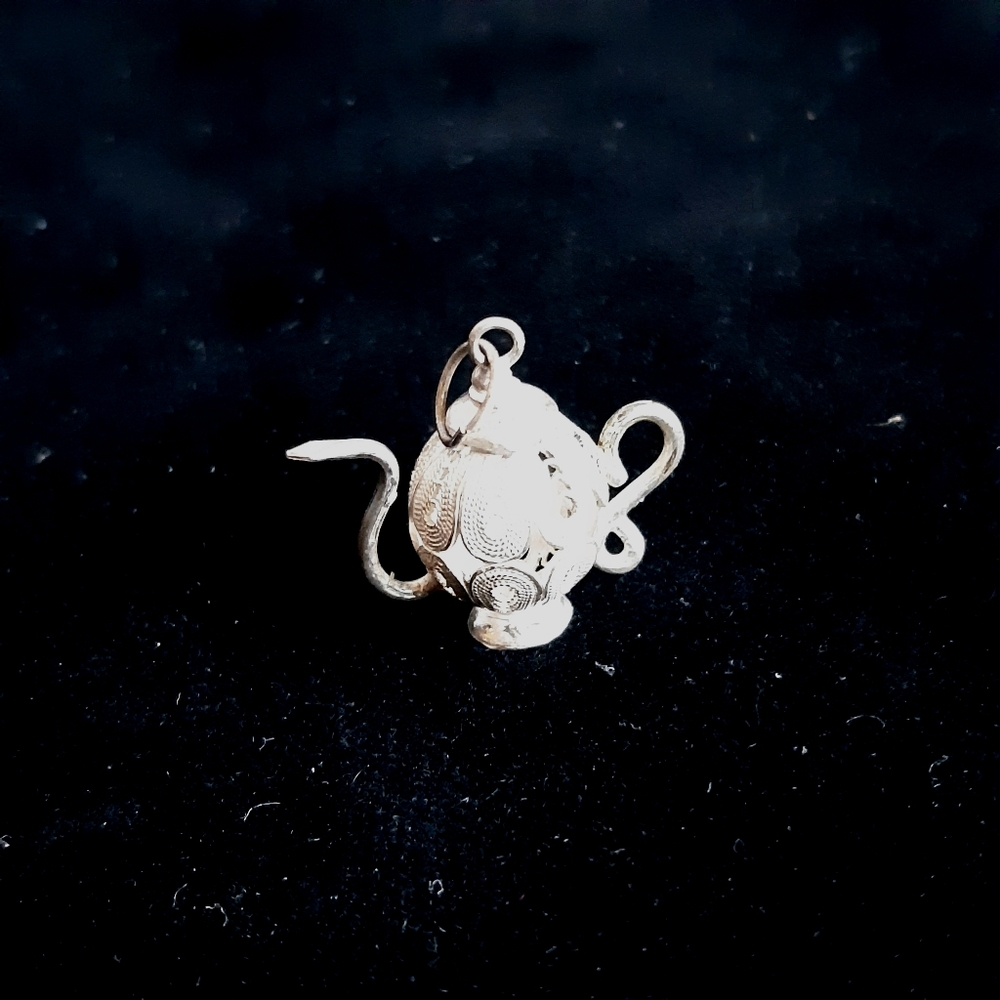 Vintage Silver teapot pendant